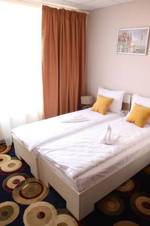 Hotel Bella Marina 주릴로브카 외부 사진