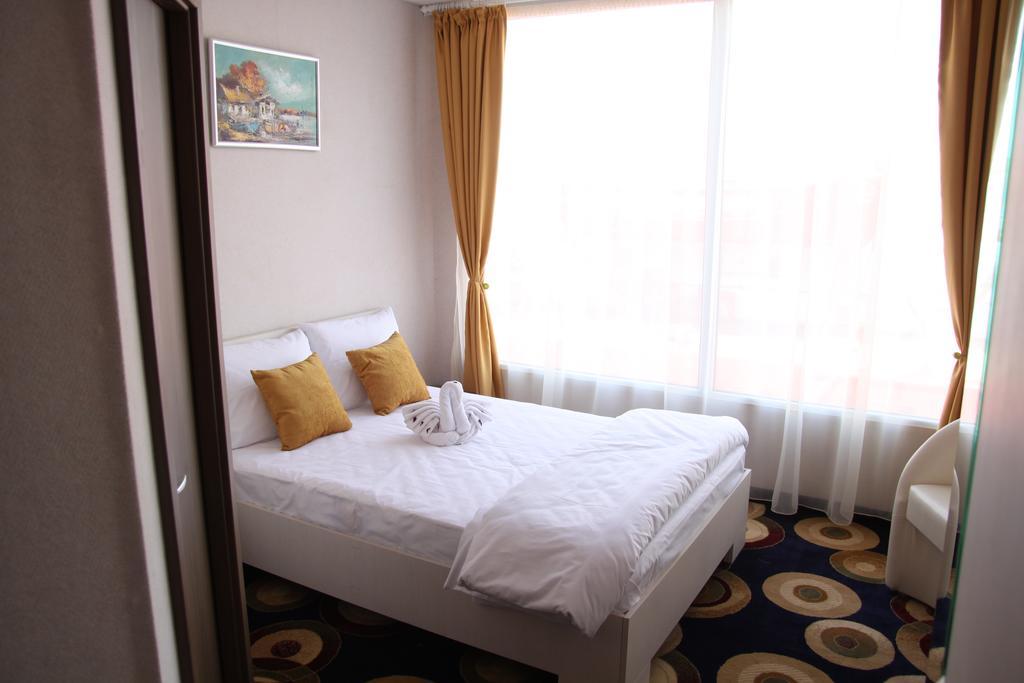 Hotel Bella Marina 주릴로브카 외부 사진